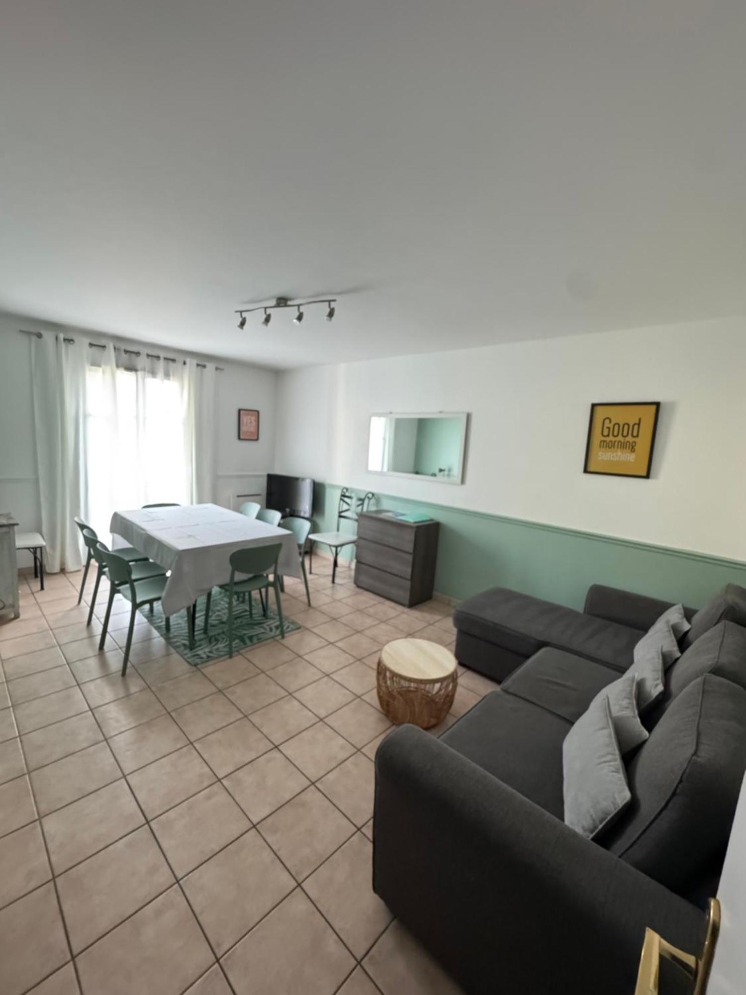 Disney, Very Nice 2 Bedrooms Family Apartment, Wifi, Netflix 8 Pers Chessy  Eksteriør billede