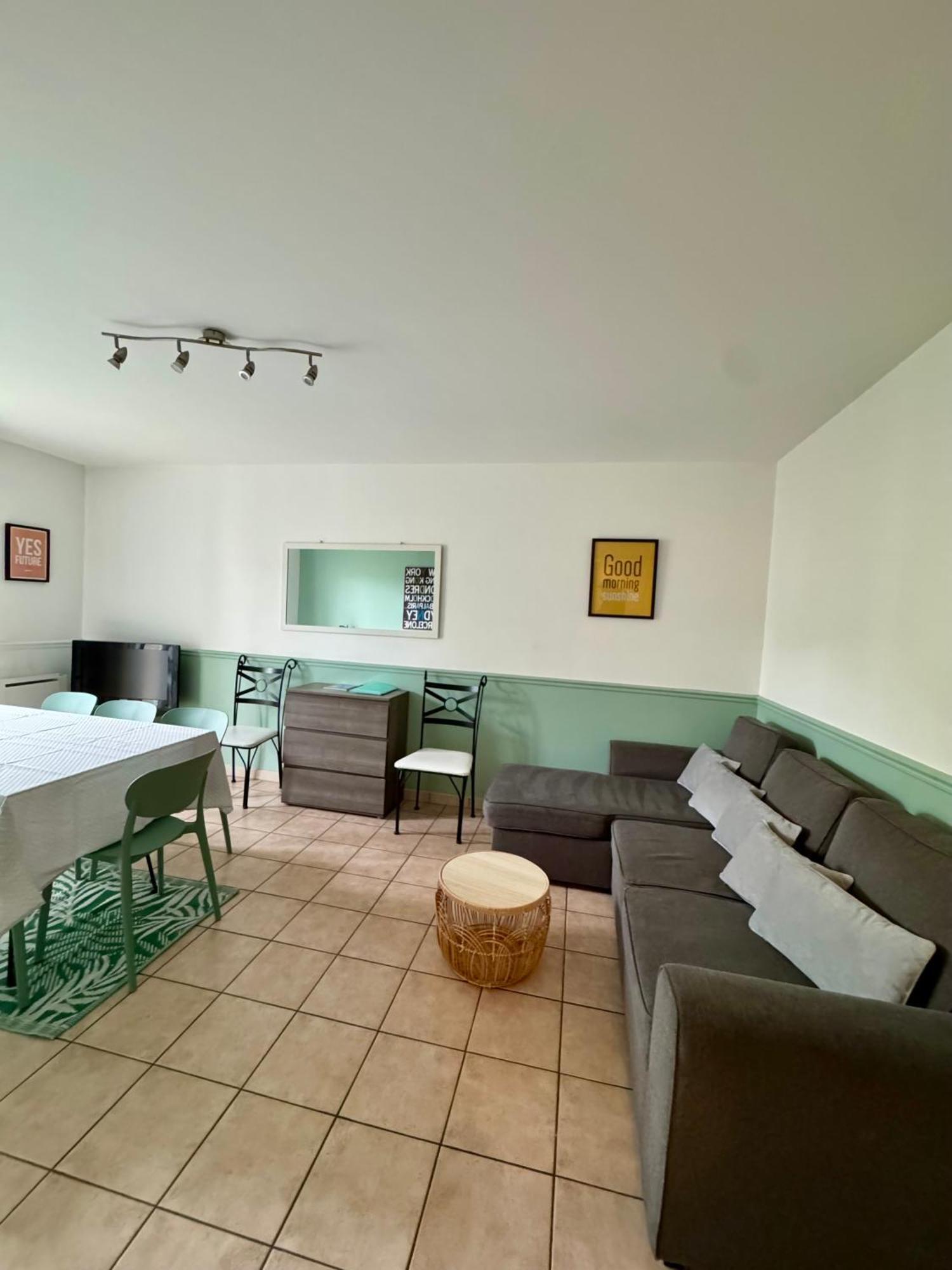 Disney, Very Nice 2 Bedrooms Family Apartment, Wifi, Netflix 8 Pers Chessy  Eksteriør billede