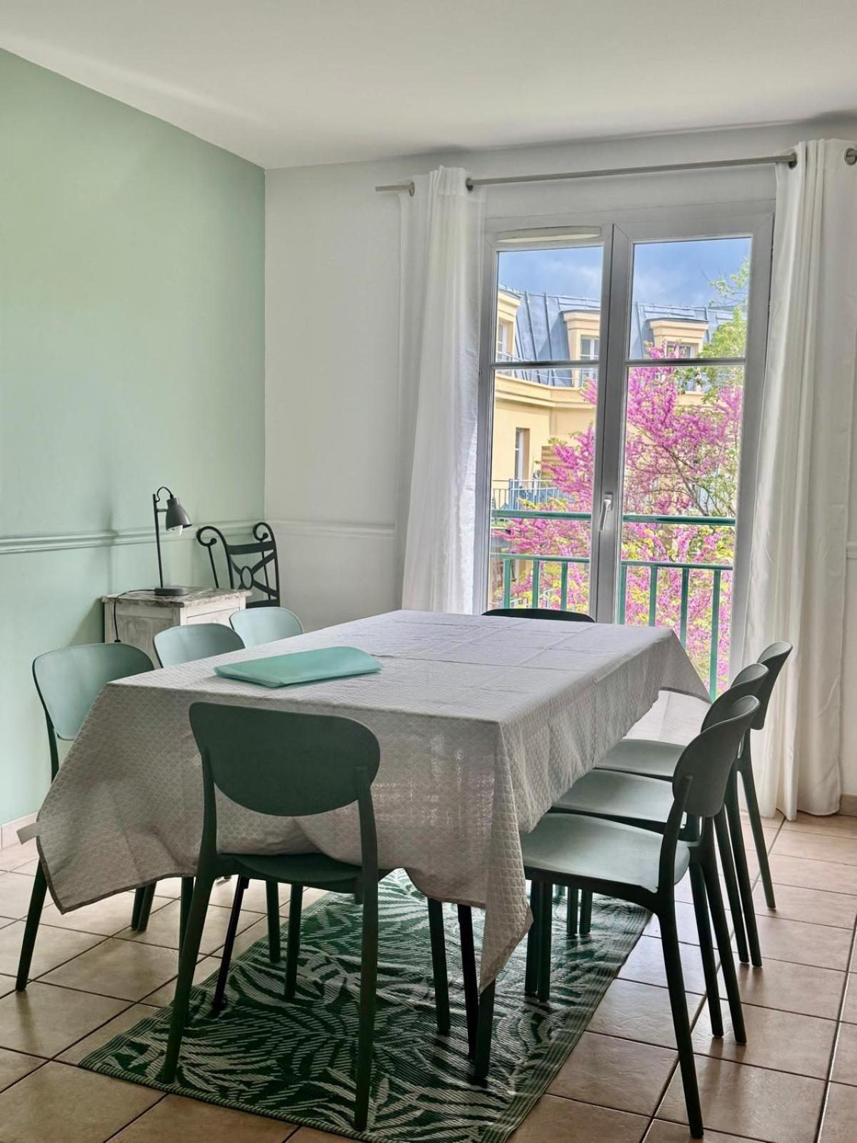 Disney, Very Nice 2 Bedrooms Family Apartment, Wifi, Netflix 8 Pers Chessy  Eksteriør billede