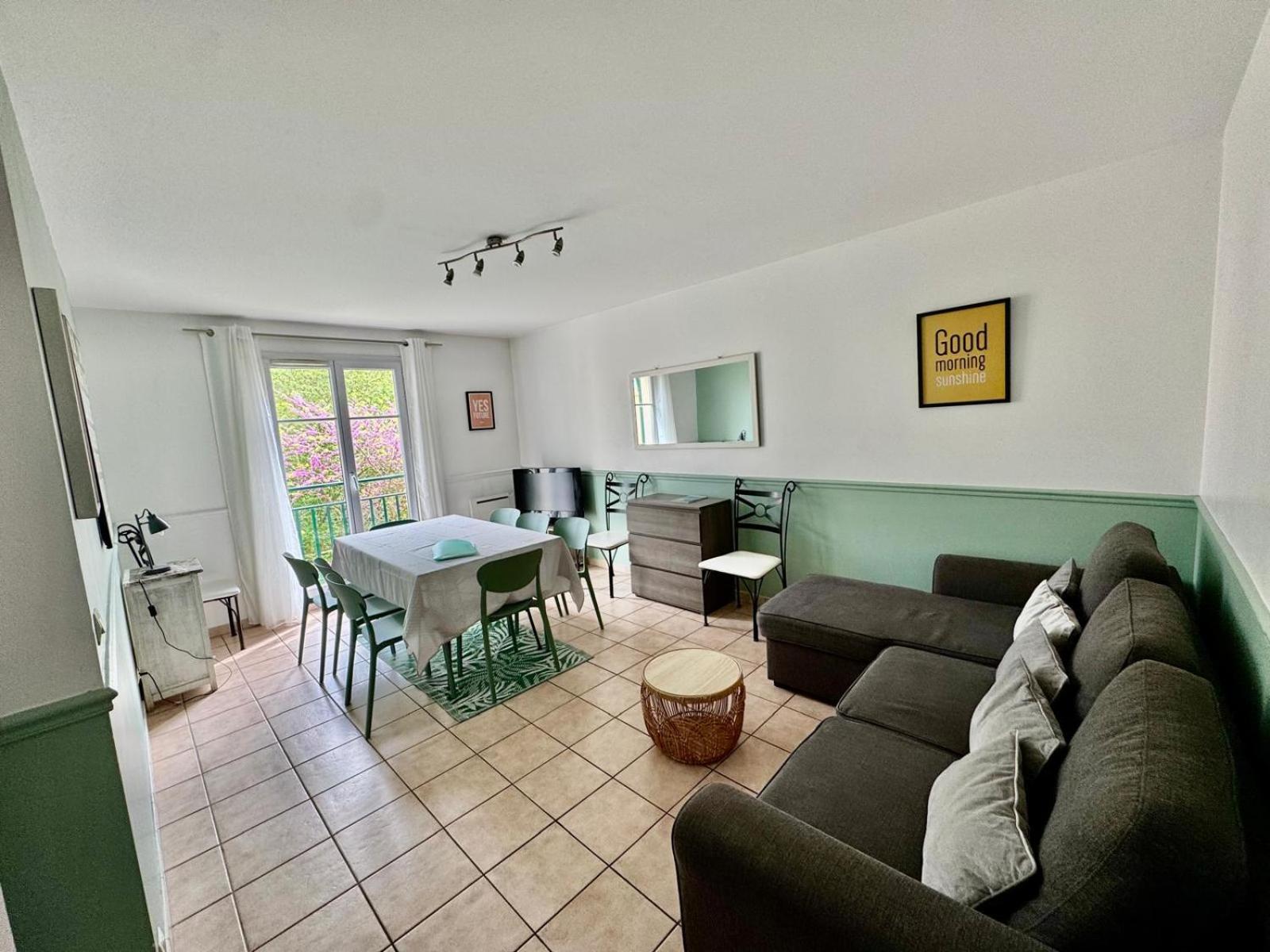 Disney, Very Nice 2 Bedrooms Family Apartment, Wifi, Netflix 8 Pers Chessy  Eksteriør billede